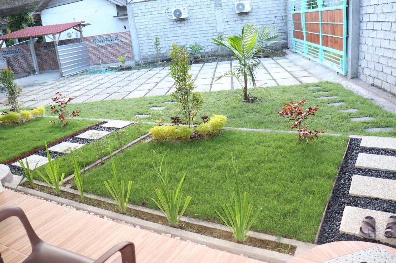 Room 212 Kuta  ภายนอก รูปภาพ
