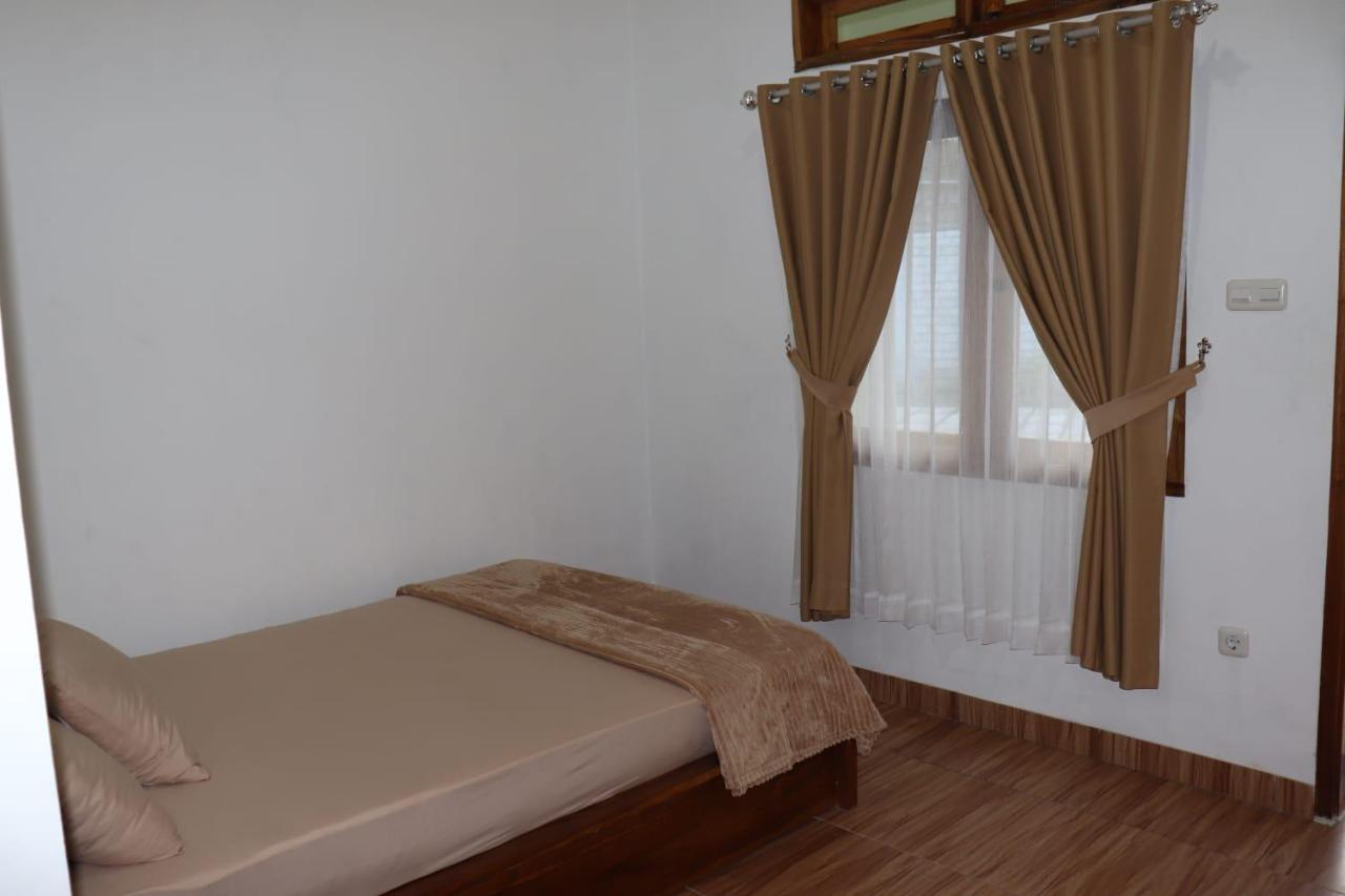 Room 212 Kuta  ภายนอก รูปภาพ
